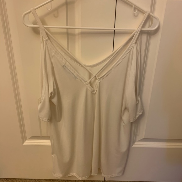 White TShirt - Picture 4 of 4